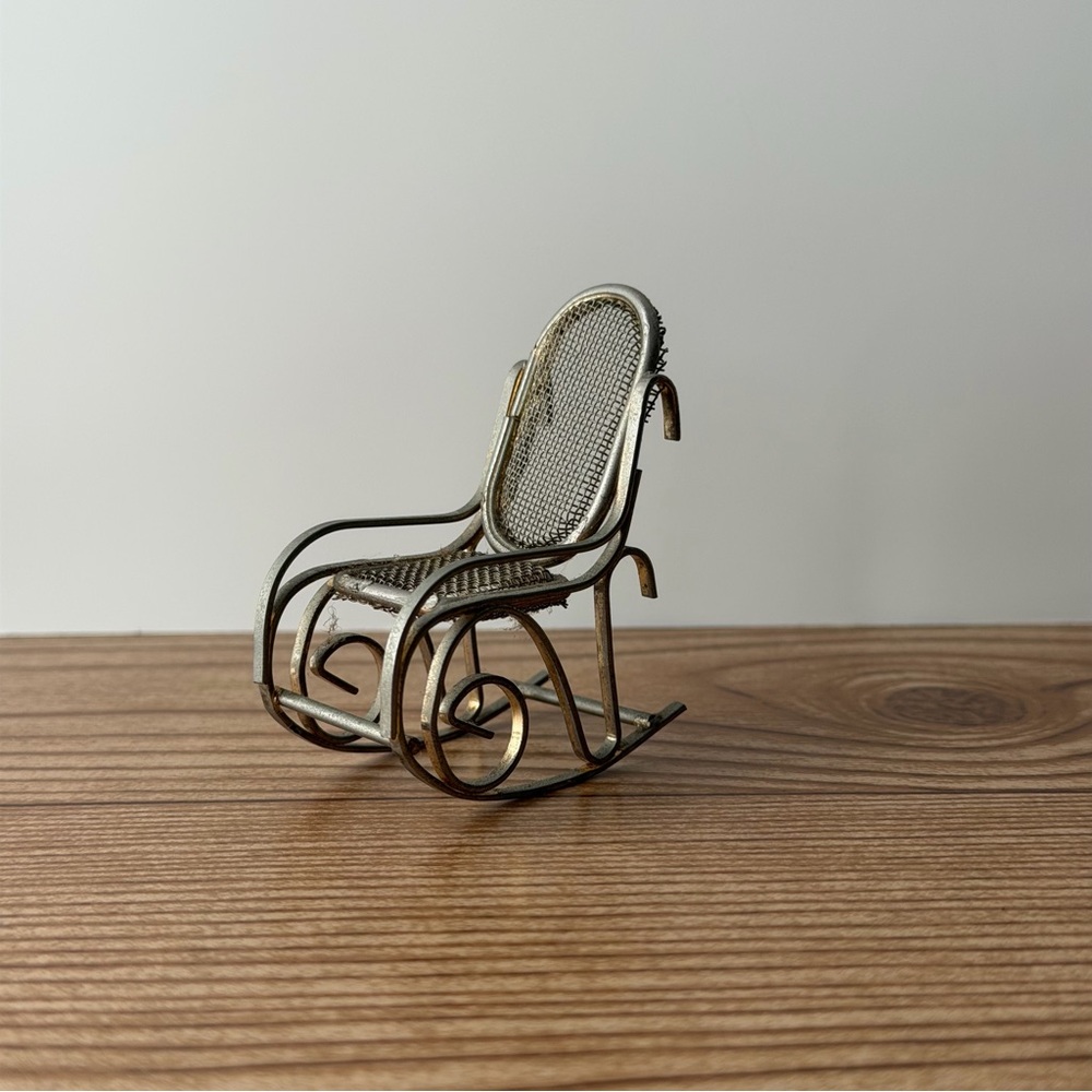 Vintage Metal Mesh Miniature Rocking Chair Dollhouse Crafting Trinket Shelf